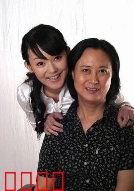 麻辣母女：女强人争霸战